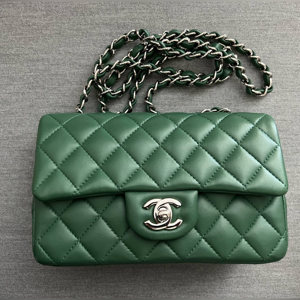CHANEL Classic Mini Flap Green